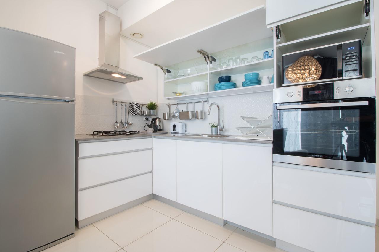 Sweethome26 Luxury Apt Close To The Beach & Free Parking Tel Aviv Dış mekan fotoğraf
